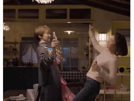 在这里过中秋，，，，，，，，确实有点嗨！！。。。。。